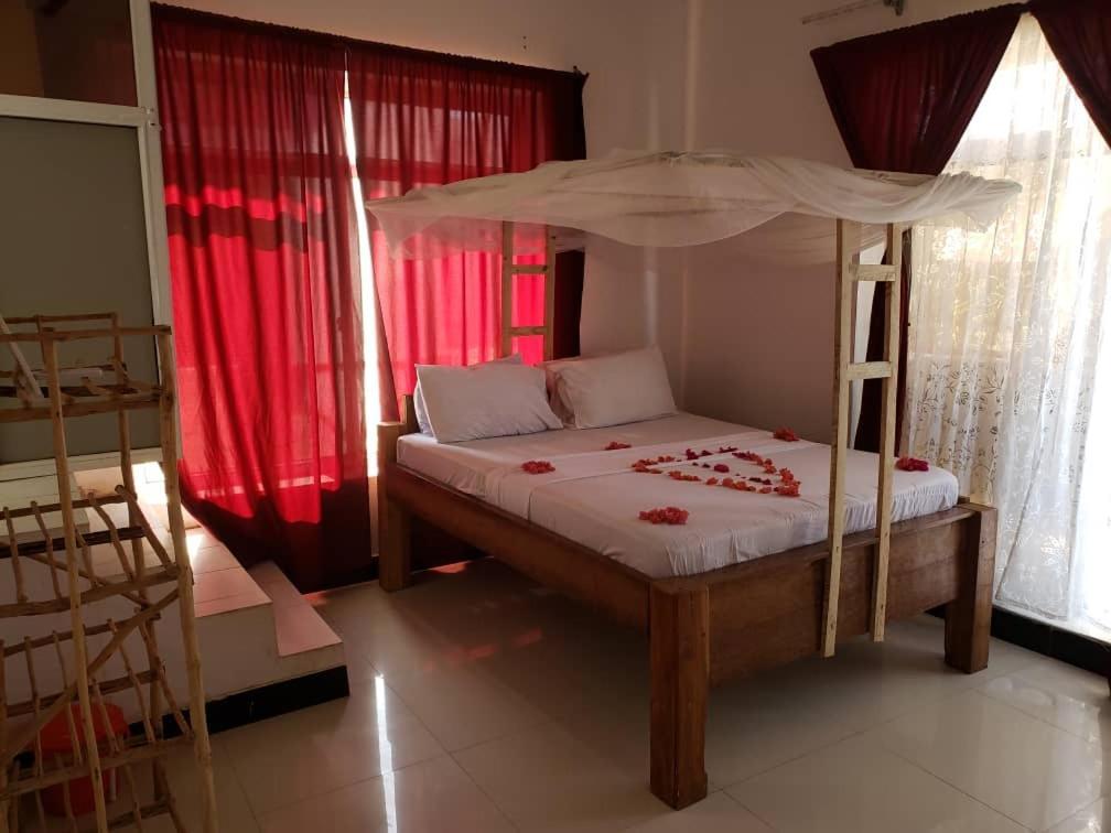 Zaina'S Beach House Nungwi Kültér fotó